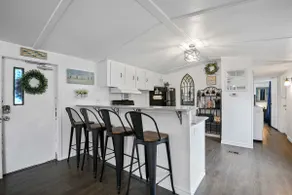 Near Water: Lake Dallas Home w/ Furnished Patio! - Image 2