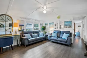 Near Water: Lake Dallas Home w/ Furnished Patio! - Image 5