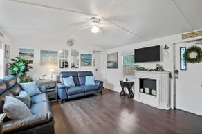 Near Water: Lake Dallas Home w/ Furnished Patio! - Image 4