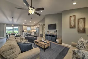 Cozy Murray Retreat Near MSU & Local Eateries - Image 4