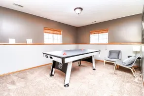 4 bd 2.5b 8 guests | Game Room | Large Backyard - Image 3