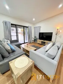 Lavish in Lyons - 3bd 2bth Spacious & Modern Home - Image 2