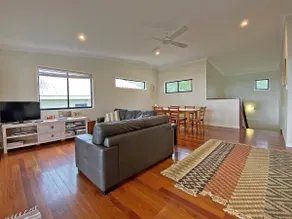 Large House in Stunning Waterfront Position - Image 3