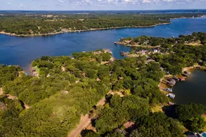 20 Guest, Lakefront Retreat, Hot Tub, Jet Ski Rental - Image 2