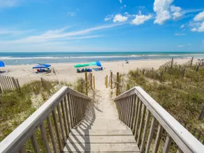 Wynd Swept # 111 Oceanfront House, Pool, Tennis courts, kayak launch! - Image 2