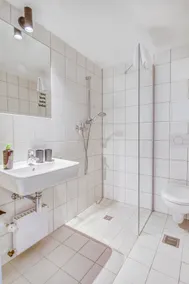 limehome Garching | Suite S + balcony - Image 5