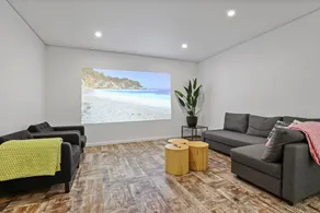 Lux Thirroul Resort Home Pool Heated Spa Sleeps 12 - Image 5