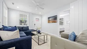 Stylish 3BR OC Gardens with Patio and Parking - Image 4