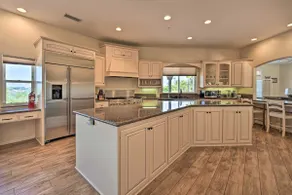 Luxe Vista Getaway w/ Private Pool & Hot Tub! - Image 2