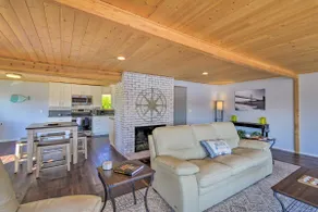 Waterfront Gig Harbor Home w/ Furnished Deck - Image 3