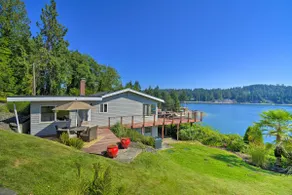 Waterfront Gig Harbor Home w/ Furnished Deck - Image 2