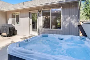 Quail Covey - Hot Tub, AC, Beautiful, Fully Fenced Yard, Close to Everything! - Image 4