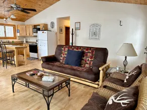 Lost on the Lake-Cozy Cottage with a Lakeview - Image 2