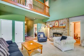 1/2 Mi to Lake Texoma: Home w/ Fire Pit & Grill! - Image 4