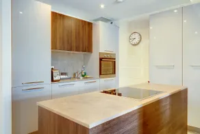 Luxurious 2BR Apartment in Valletta - Image 3