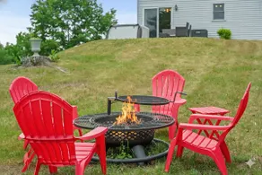 LONG LAKE RETREAT- Hot tub, Pool table, Firepit - Image 2