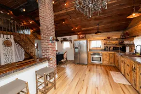 Cowboy Bunkhouse hot tub/lake/farm/nature - Image 2