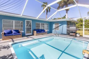Relaxing 4 bedroom home with Pool - Image 3