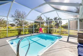 Relaxing 4 bedroom home with Pool - Image 5