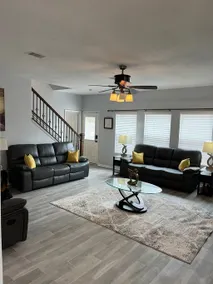 Modern 5 Bedroom, 3 Full bathroom, + PlayStation. - Image 5