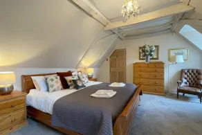 The Coach House  by Bloom Stays -  a holiday let that sleeps 12 guests  in 6 bedrooms - Image 3