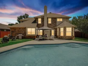 Luxury Escape Home with pool/spa/game room - Image 3