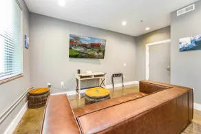 The West End Flats - Image 2