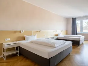 Dresden Tannenstr | 4-Bedroom Duplex Suite+terrace - Image 4