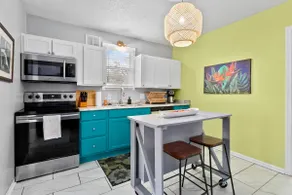 4-Bed Home by KU & 39th St Shops 4 - Image 3