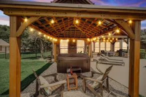 Rustic Cabin Mansion - Hot tub, Gym, Cinema, Pool - Image 3