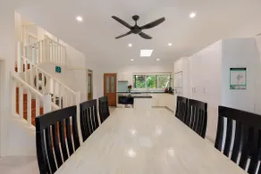 Anais Hat Head 5 Bedroom House 10 Guests - Image 3
