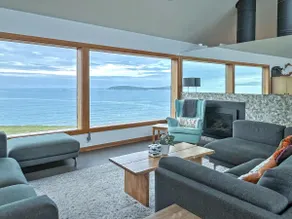 Ocean Atrium - Amazing Frontline Views - Image 5