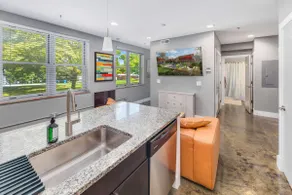 The West End Flats • Downtown • Free Parking - Image 3