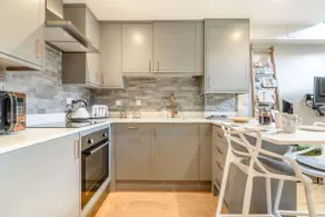 Stylish two bedroom family friendly holiday Apartment in Stow-on-the-Wold - Church View Apartment - Image 2