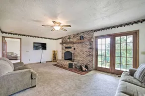 Family Friendly! Long Noble Lake Gem w/ Game Room - Image 4