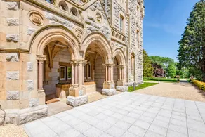 The Mary Maude Suite Stone Cross Mansion - Image 3