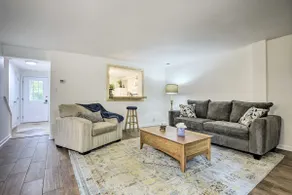 Walk to Dtwn & Breweries: Townhome in Cary! - Image 5