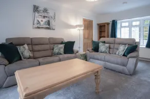 Pendeilo Villa - 5 Bedroom Holiday Home - Amroth - Image 4
