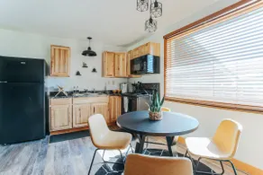 Luxury 1-BR Suite near Nelson 151 | Pet-Friendly! - Image 2