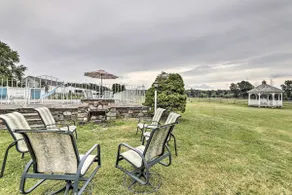 Charming Farmhouse w/ Pool & Fishing Pond! - Image 2