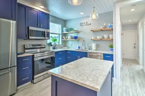 Immaculate Long Beach Apt w/ Gorgeous Kitchen - Image 2