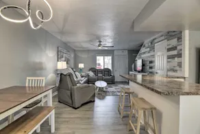 Walk to Beach: Modern PCB Townhome w/ Patio - Image 5