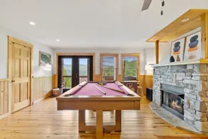 7 min to Hatley Pointe: Views, Hot Tub, 2 Decks - Image 3