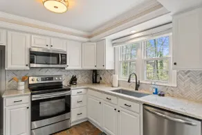 Upscale|Dog Friendly|PNC|NC State|Fenton - Image 2