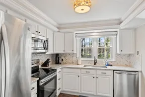 Upscale|Dog Friendly|PNC|NC State|Fenton - Image 3
