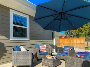 Trailside Loft | Firepit, Pond, Near UofA/Downtown - Image 3