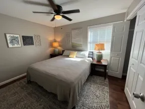 Savannah: 1st Floor-Walk to A&M-Comfy King Beds - Image 4