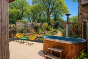A romantic cottage private spa, near Rennes. - Image 2