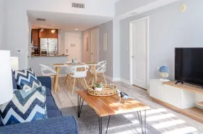 Luxury 1BD Apartment in Casa Costa - Image 2