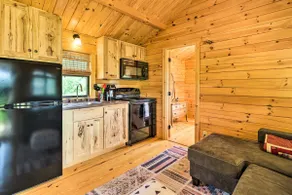 Little River Access! Outdoorsy Getaway in Sparta - Image 5